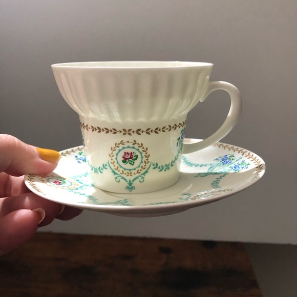 🦋HOME DECOR SALE Vtg Lomonosov porcelain cup & saucer Russia floral cottagecore🦋 - Picture 13 of 15